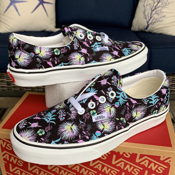 VANS ERA PARADISE FLORAL Blktrwht WMNS - Picture 10 of 16